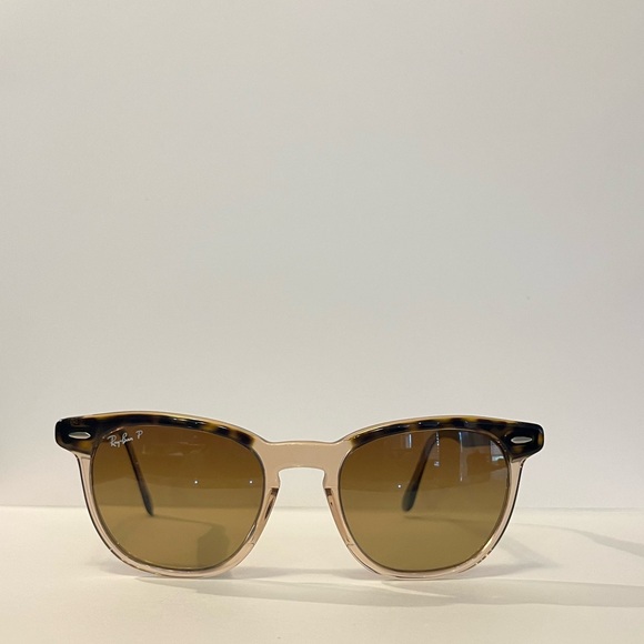 Ray-Ban Women\'s Brown Tortoiseshell Sunglasses - Classic Style main image 7